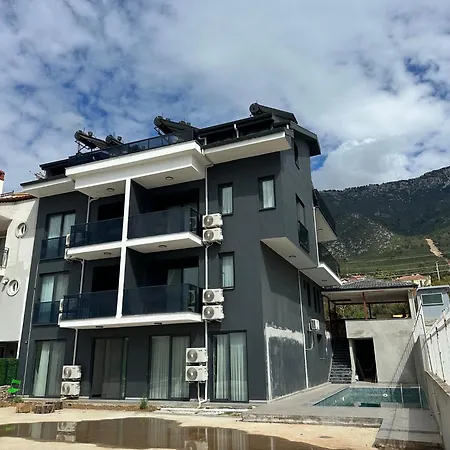 Azra Oeluedeniz 3 Kisilik Apartment Fethiye